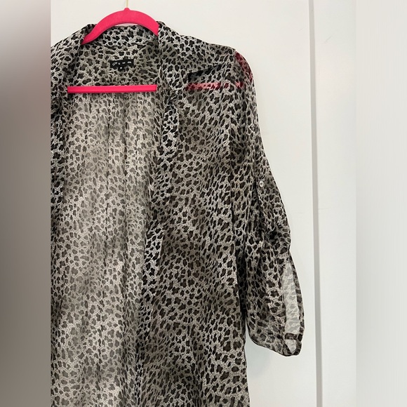 PLUM Snow-leopard print Blouse - Picture 3 of 4